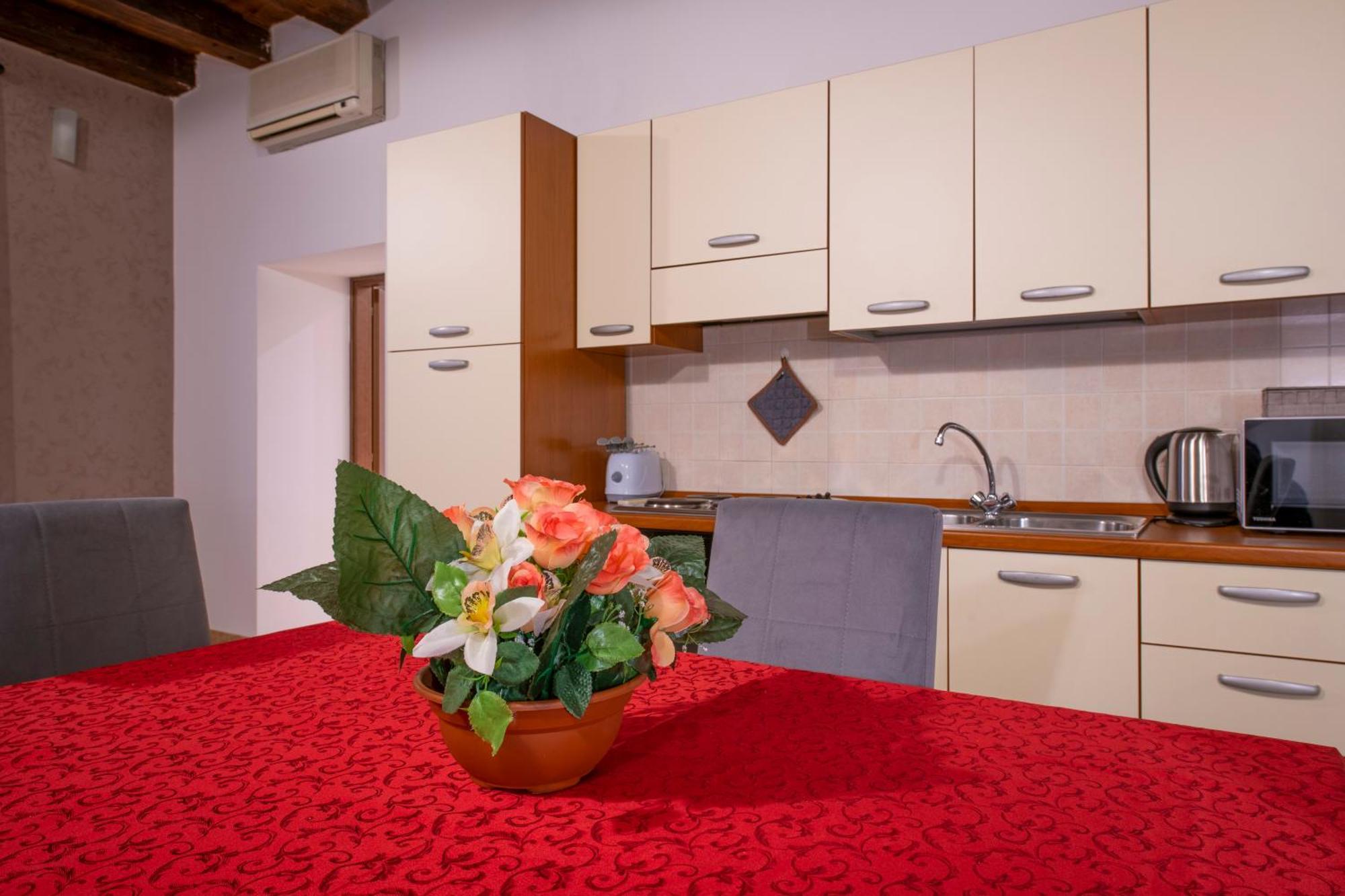 Arena Suite Mazzini Verona Centro エクステリア 写真